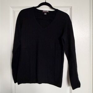 Kirkland Signature V-Neck Black Sweater
